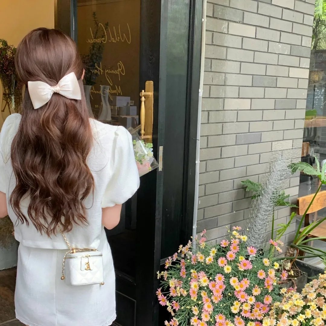 明黄禁色